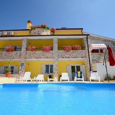 Apartments Villa Mimi Visnjan Luaran gambar