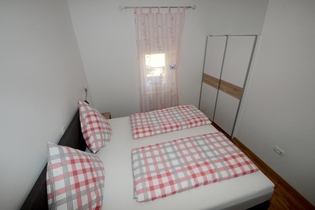 Apartments Villa Mimi Visnjan Bilik gambar